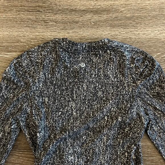 NWOT Lululemon Extra Mile Long Sleeve Top Size 2 Black White Luon Running‎ Shirt - Picture 5 of 16